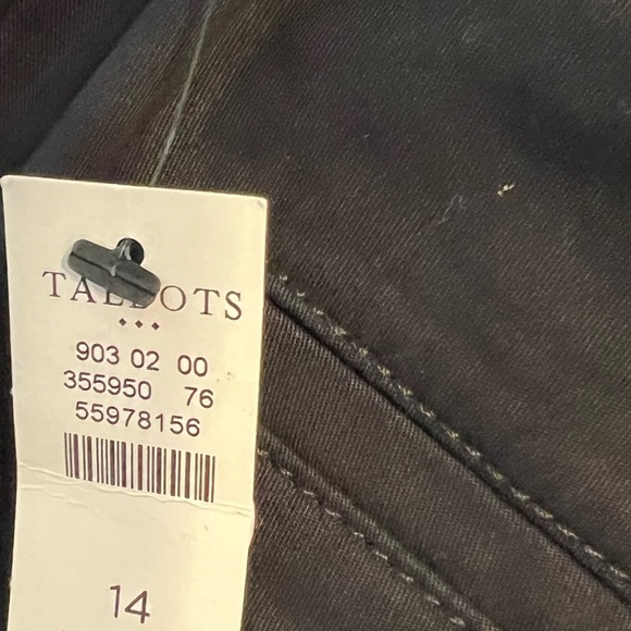 Talbots NWT Stretch Twill Crop Pants Women’s Size 14 Black - Picture 6 of 10